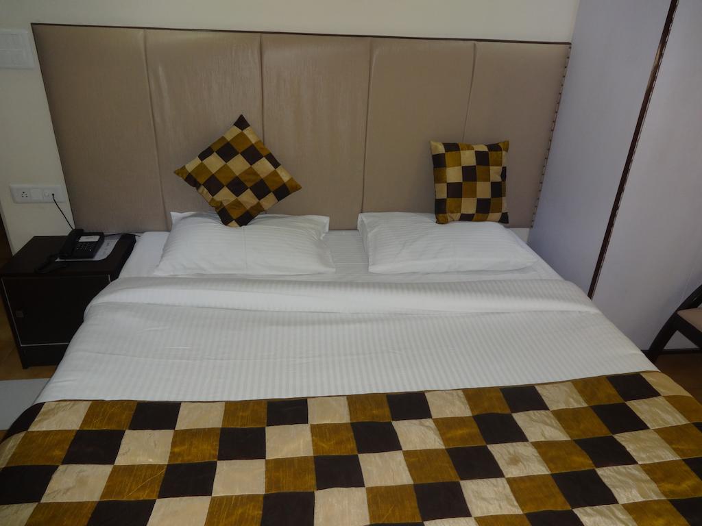 Hotel Grace Νέο Δελχί Δωμάτιο φωτογραφία