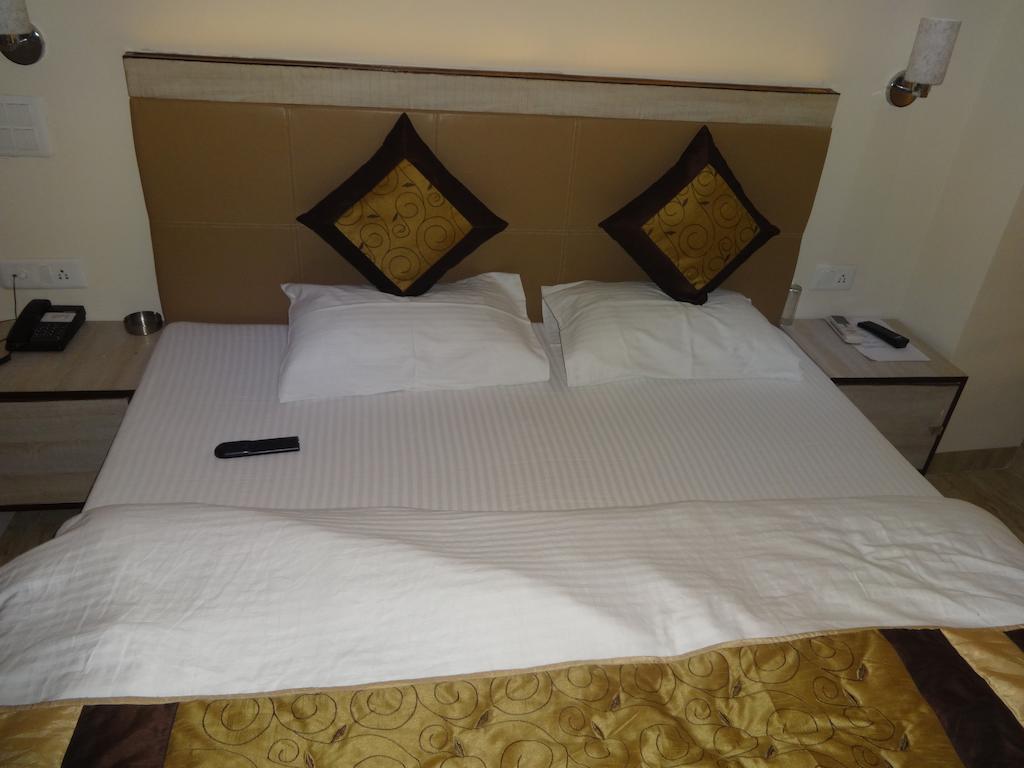 Hotel Grace Νέο Δελχί Δωμάτιο φωτογραφία